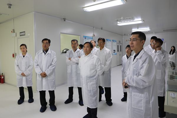 ba4997cd4e339f60ed56579745c0dfd2_副本.jpg