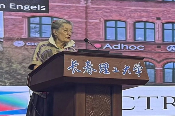 微信图片_20250613093108_副本.jpg